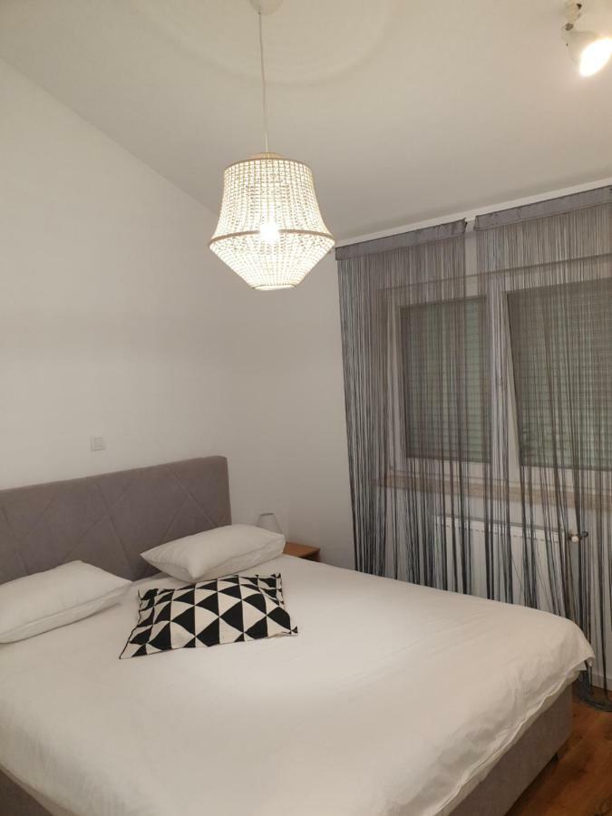 Apartments Ivanov 扎达尔 外观 照片
