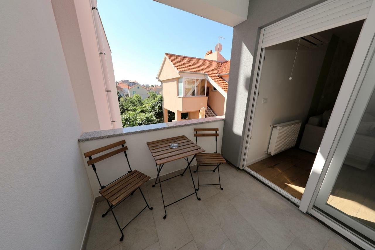 Apartments Ivanov 扎达尔 外观 照片