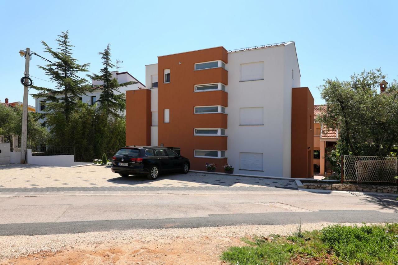 Apartments Ivanov 扎达尔 外观 照片