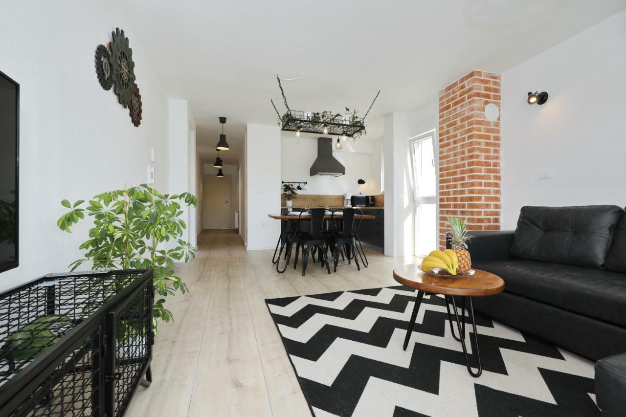 Apartments Ivanov 扎达尔 外观 照片
