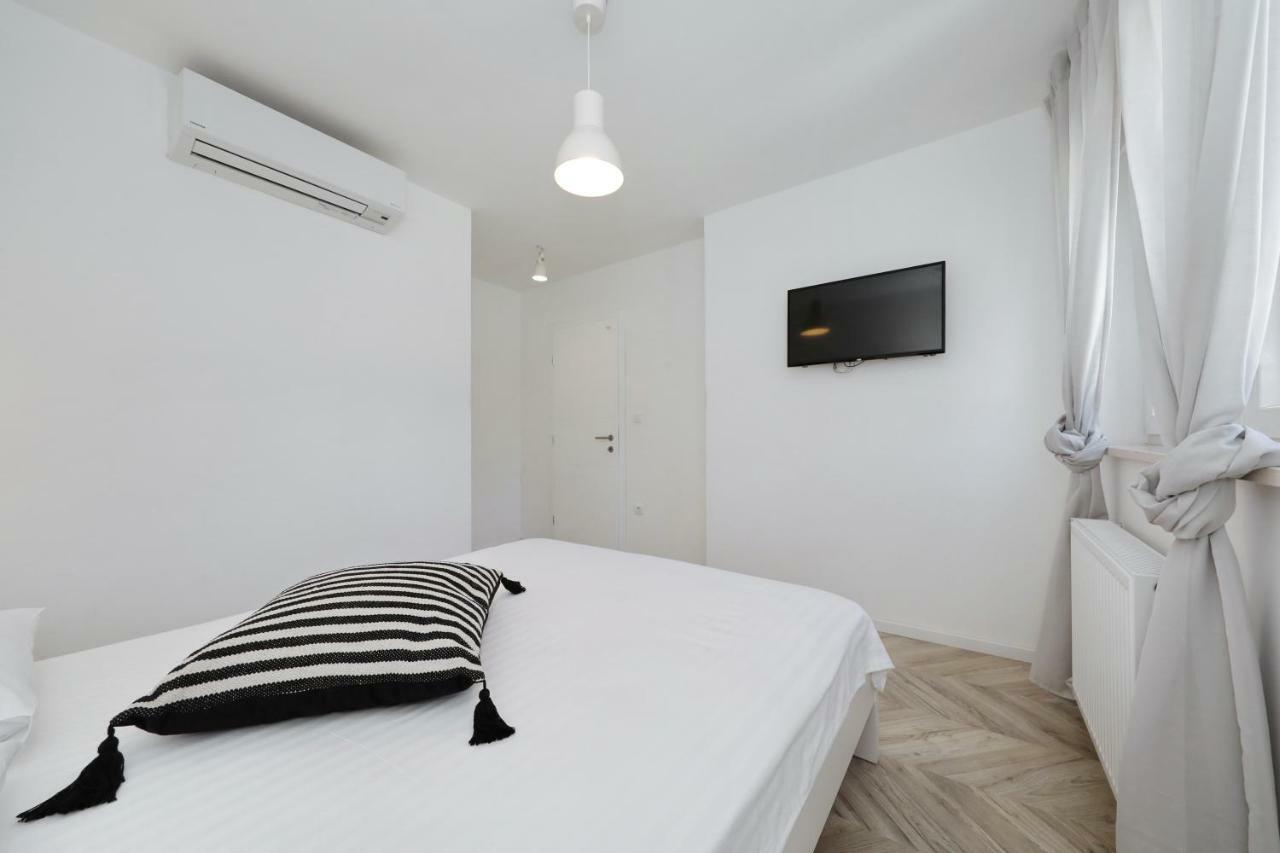 Apartments Ivanov 扎达尔 外观 照片
